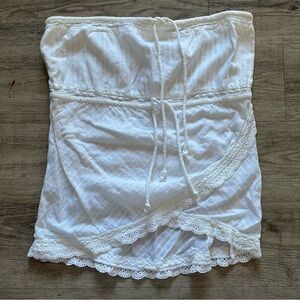 Elegant White Lace Trim Women's Top